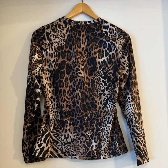 Leopard mock neck tee - Picture 2 of 4